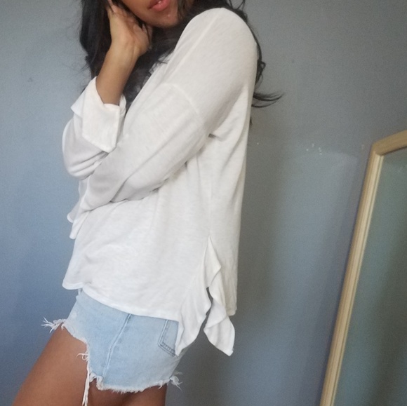 LITTLE DETAILS RELAXED CREAM TOP - Picture 4 of 7